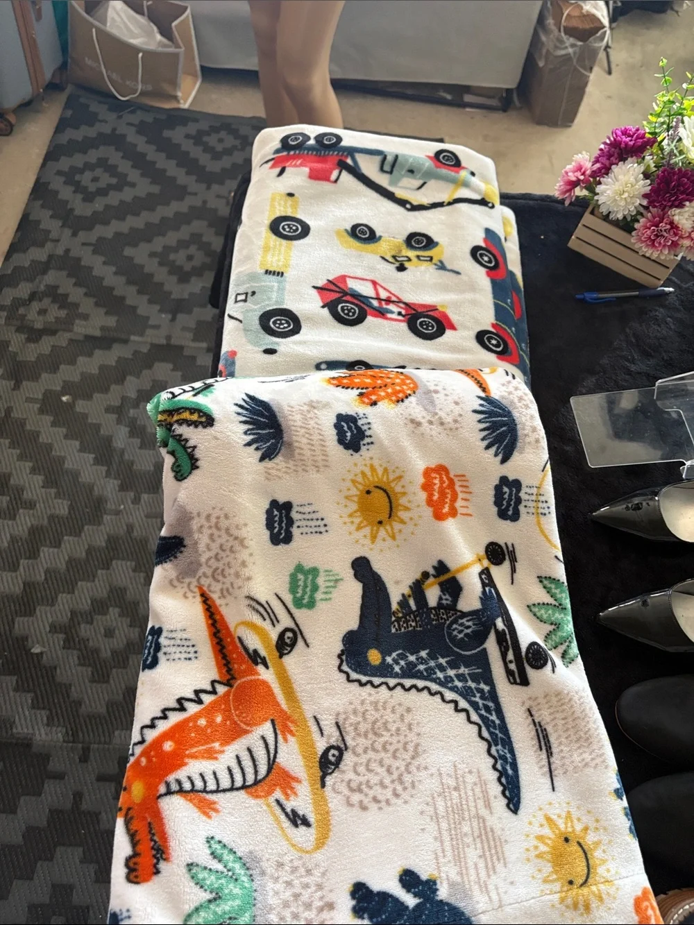 Plush Kids Dinosaur & Vehicle Print Throw Blanket - White Multi
